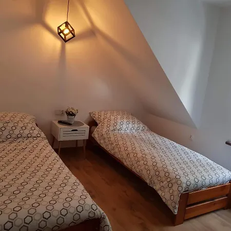 Pod Sosnami Miedzylesie 6os *